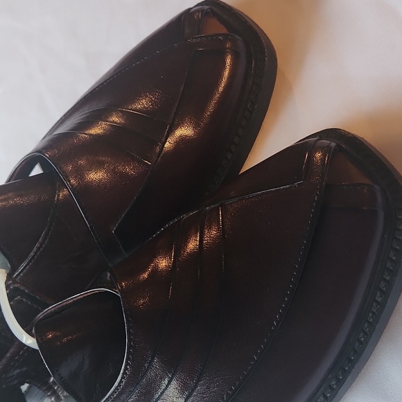 Mr BIG Stylish Black Men's Sandals - Picture 5 of 7